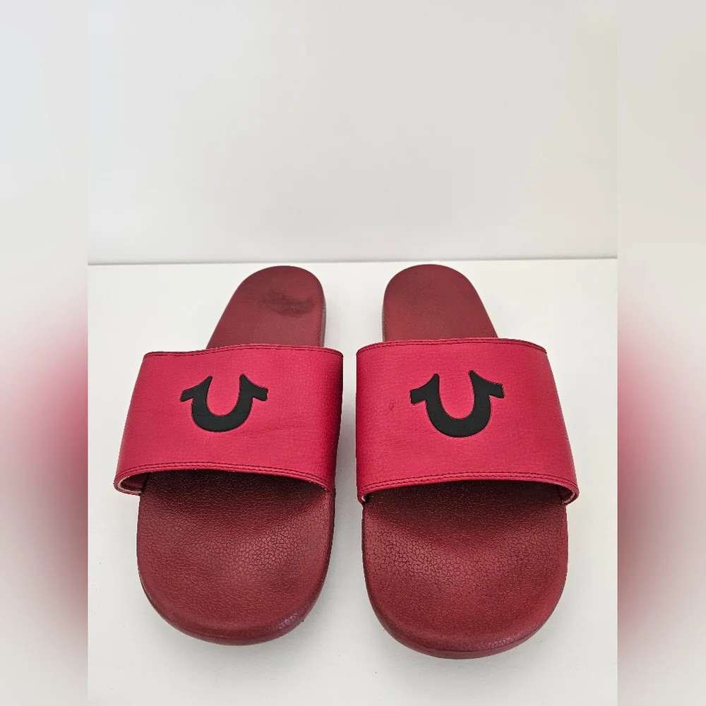 True Religion Men’s Logo Slides - Red Burgundy - Size 14 - Streetwear Horseshoe